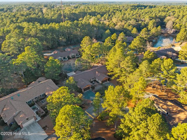 622 Redwood Drive, Southern Pines, NC 28387