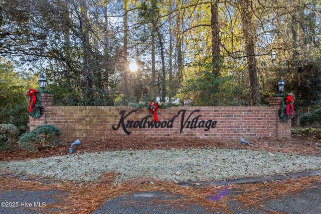 622 Redwood Drive, Southern Pines, NC 28387
