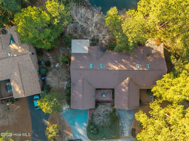 622 Redwood Drive, Southern Pines, NC 28387