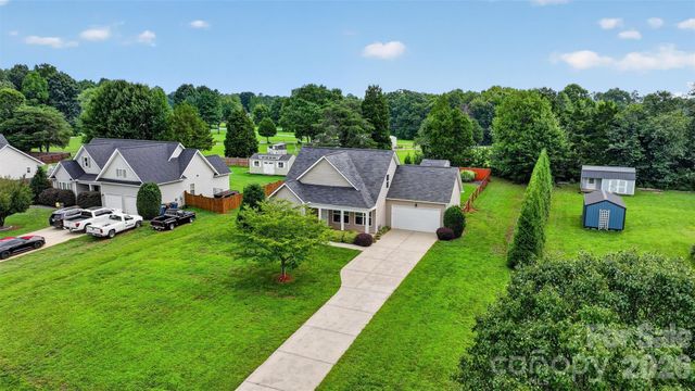 990 Russell Ridge Drive, Catawba, NC 28609
