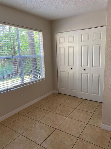 4560 COMMANDER DRIVE 1313, Orlando, FL 32822