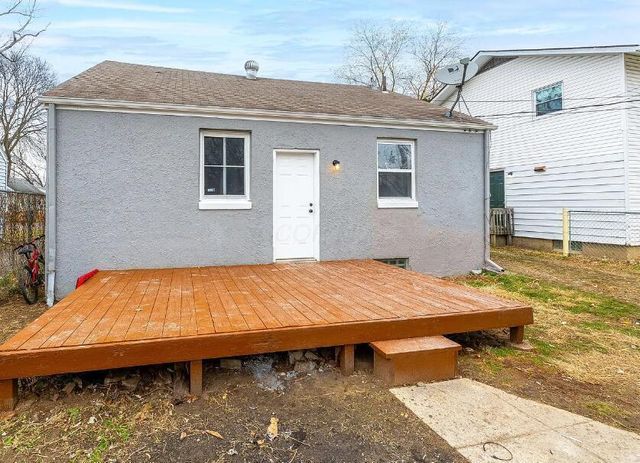 2243 Safford Avenue, Columbus, OH 43223
