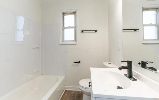 2243 Safford Avenue, Columbus, OH 43223