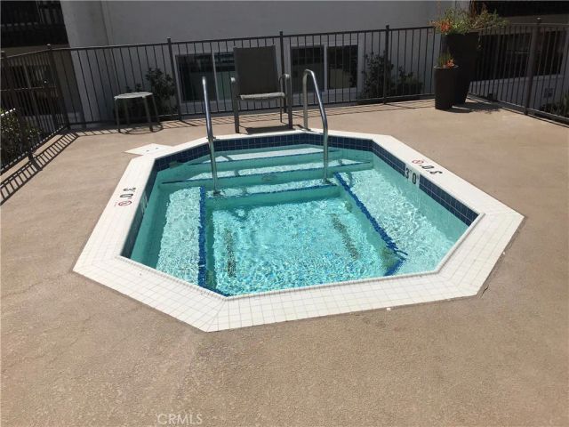 5334 Lindley Avenue 126, Encino, CA 91316