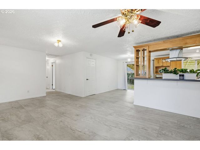 11722 Nw 9TH Ave, Vancouver, WA 98685