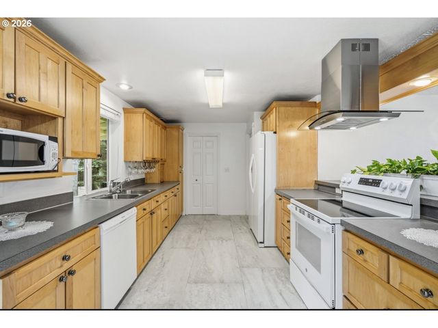 11722 Nw 9TH Ave, Vancouver, WA 98685