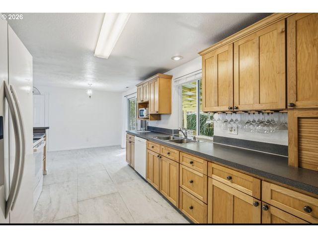 11722 Nw 9TH Ave, Vancouver, WA 98685