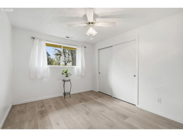 11722 Nw 9TH Ave, Vancouver, WA 98685