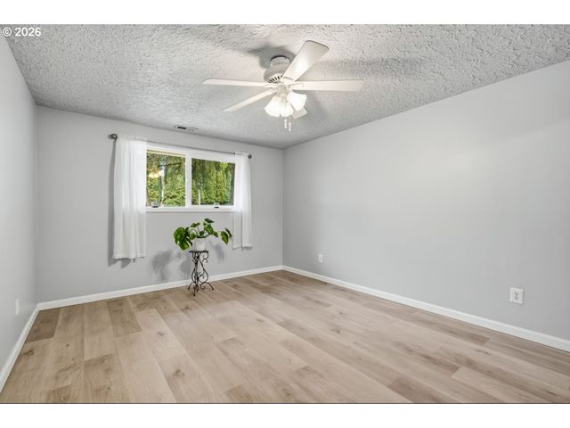 11722 Nw 9TH Ave, Vancouver, WA 98685