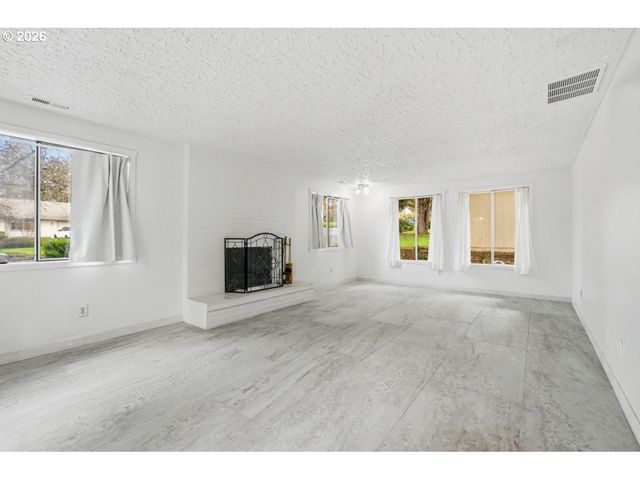 11722 Nw 9TH Ave, Vancouver, WA 98685