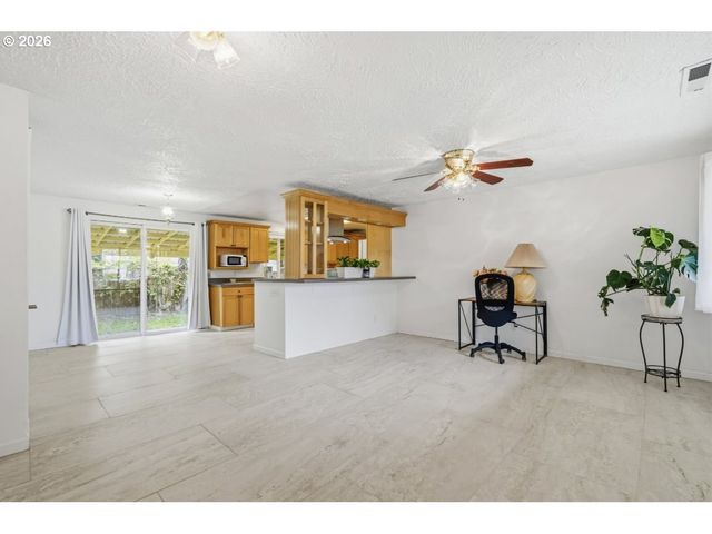 11722 Nw 9TH Ave, Vancouver, WA 98685