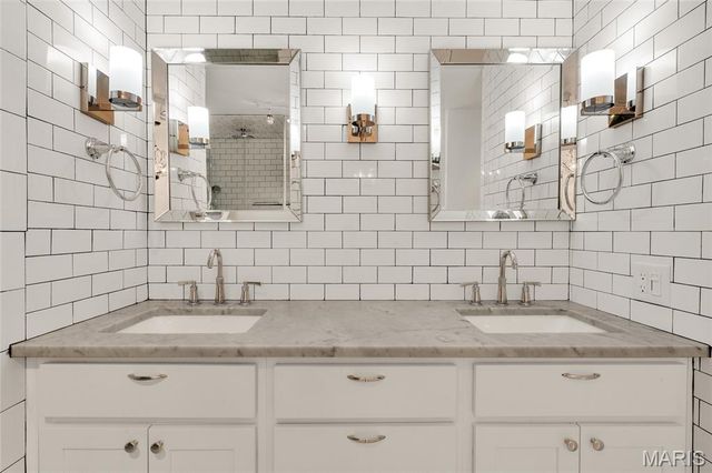 4444 Lindell Boulevard 4, St Louis, MO 63108