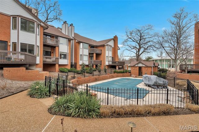 4444 Lindell Boulevard 4, St Louis, MO 63108