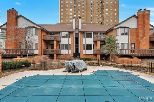 4444 Lindell Boulevard 4, St Louis, MO 63108