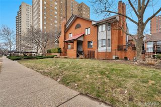 4444 Lindell Boulevard 4, St Louis, MO 63108