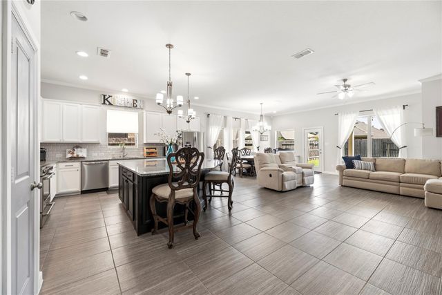 9510 Jayci Hills Lane, Cypress, TX 77433