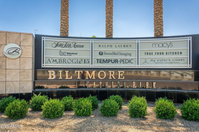 5207 N 24TH Street 201, Phoenix, AZ 85016