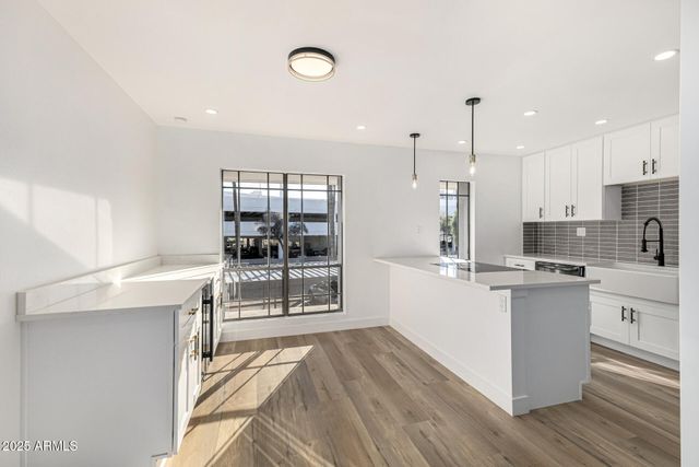 5207 N 24TH Street 201, Phoenix, AZ 85016