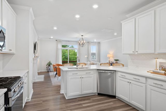 2945 Sunflower Road, Apex, NC 27502