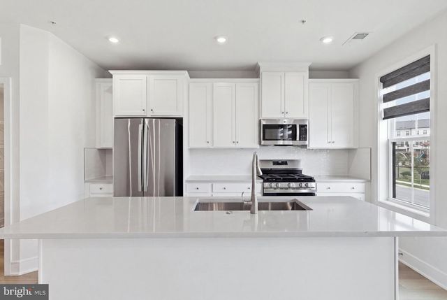 43342 FARRINGDON SQ, Ashburn, VA 20148