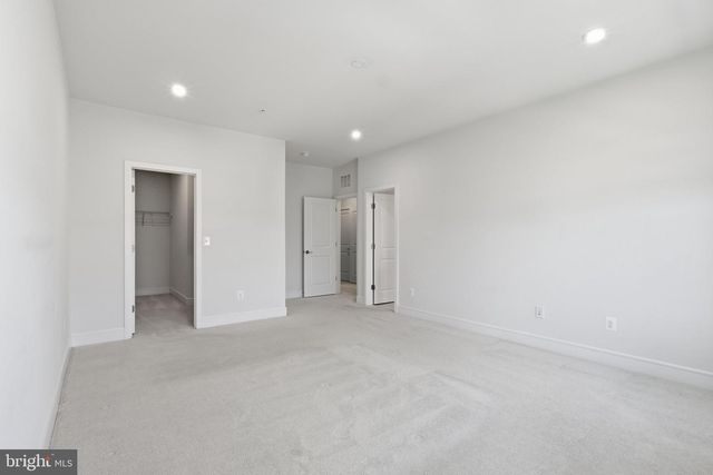 43342 FARRINGDON SQ, Ashburn, VA 20148