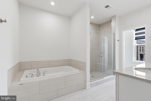43342 FARRINGDON SQ, Ashburn, VA 20148