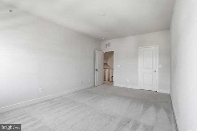 43342 FARRINGDON SQ, Ashburn, VA 20148