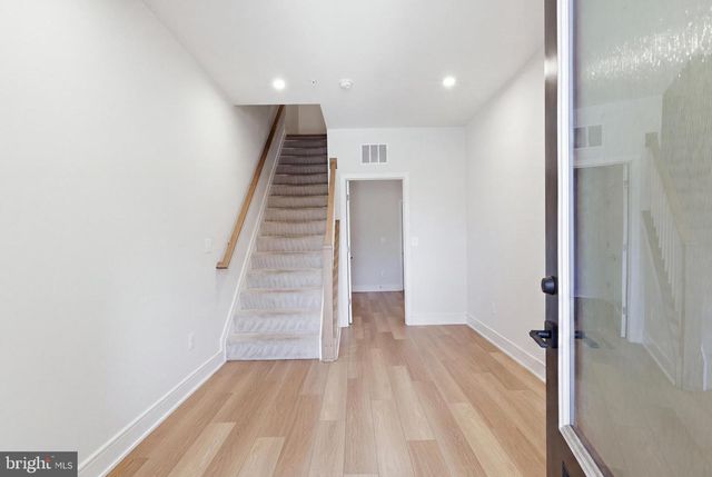43342 FARRINGDON SQ, Ashburn, VA 20148