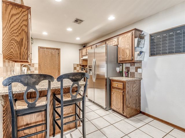 933 Luglena Lane, Purcell, OK 73080