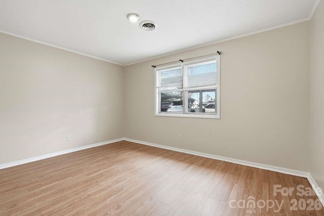 714 Farmington Circle, Hendersonville, NC 28739