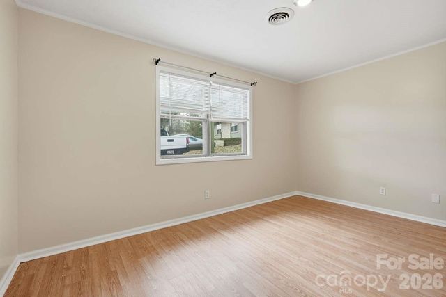 714 Farmington Circle, Hendersonville, NC 28739