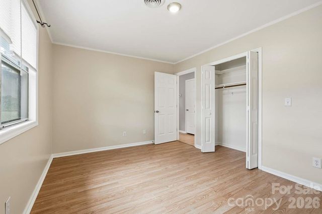 714 Farmington Circle, Hendersonville, NC 28739