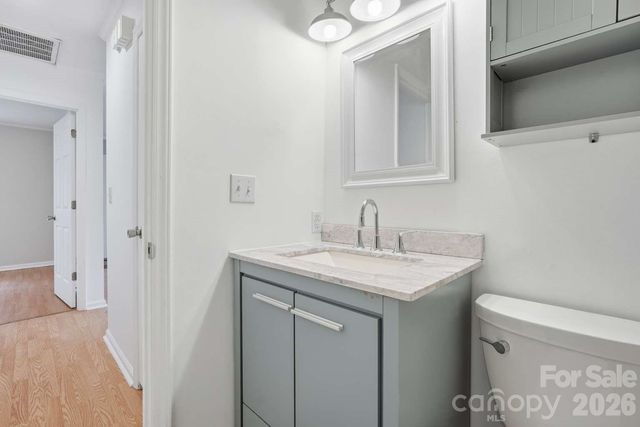 714 Farmington Circle, Hendersonville, NC 28739