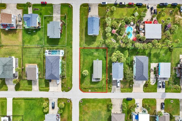 4038 Panola Drive, Galveston, TX 77554