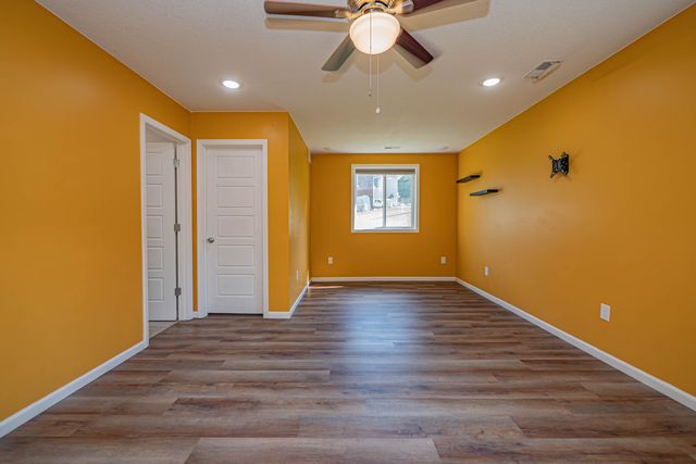 407 EPPERSON ST, Moberly, MO 65270