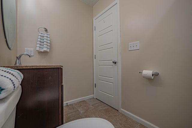 407 EPPERSON ST, Moberly, MO 65270