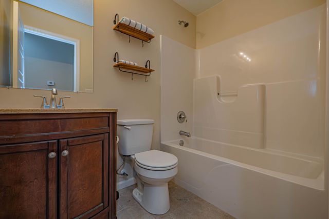 407 EPPERSON ST, Moberly, MO 65270