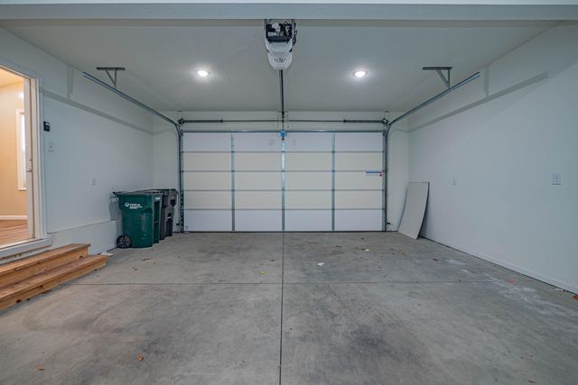 407 EPPERSON ST, Moberly, MO 65270