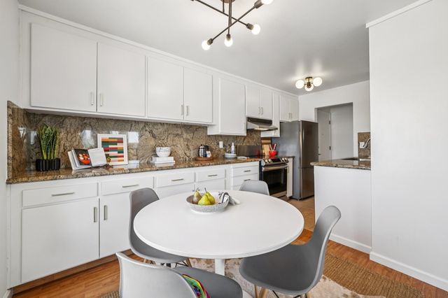 85 Vernon St 208, Oakland, CA 94610