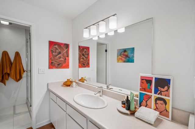 85 Vernon St 208, Oakland, CA 94610