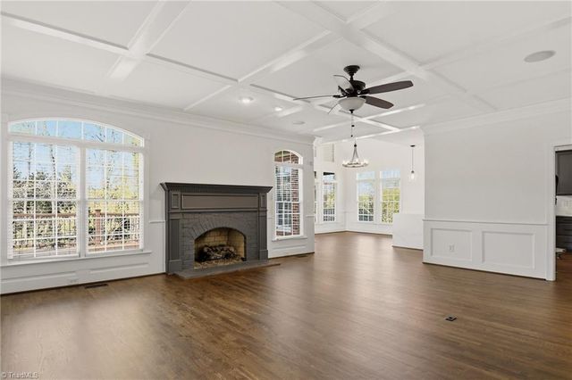 5522 Garden Park Lane, Winston-salem, NC 27106