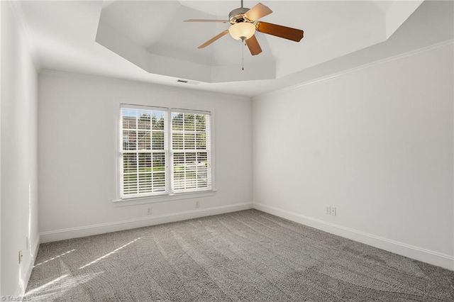 5522 Garden Park Lane, Winston-salem, NC 27106