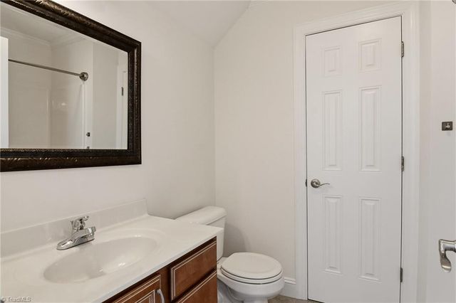 5522 Garden Park Lane, Winston-salem, NC 27106