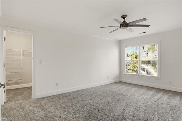 5522 Garden Park Lane, Winston-salem, NC 27106