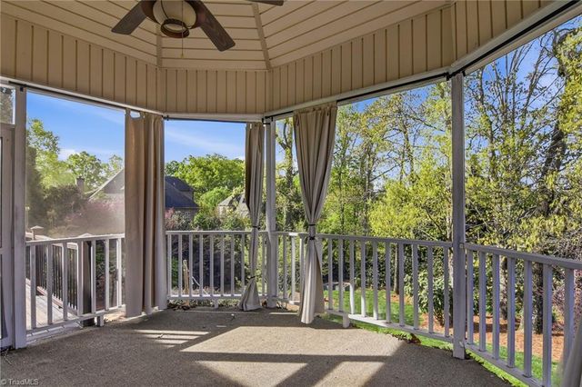 5522 Garden Park Lane, Winston-salem, NC 27106