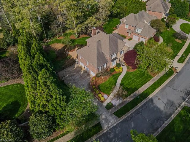 5522 Garden Park Lane, Winston-salem, NC 27106