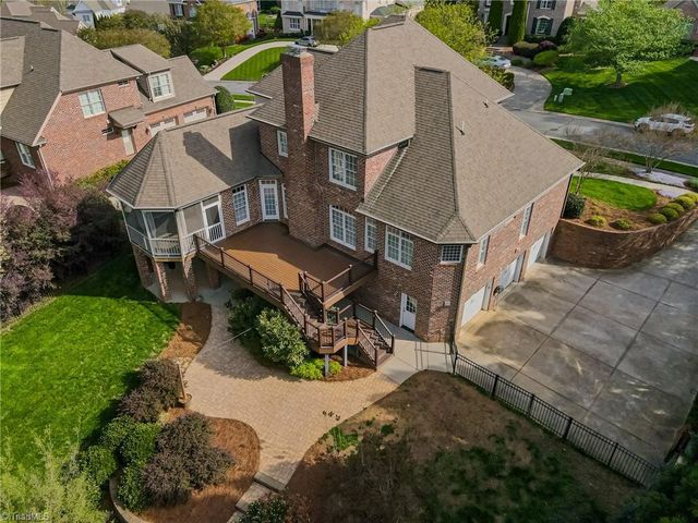 5522 Garden Park Lane, Winston-salem, NC 27106