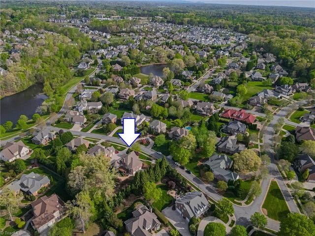 5522 Garden Park Lane, Winston-salem, NC 27106