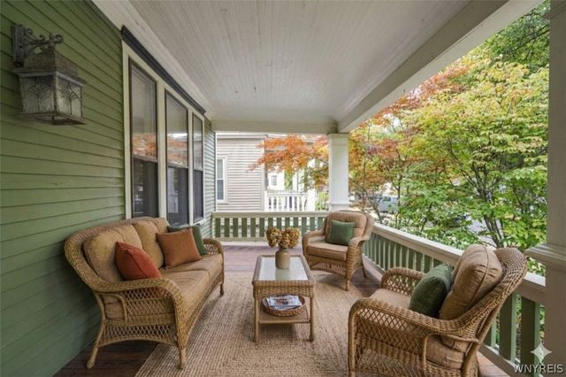 24 Saint James Place, Buffalo, NY 14222