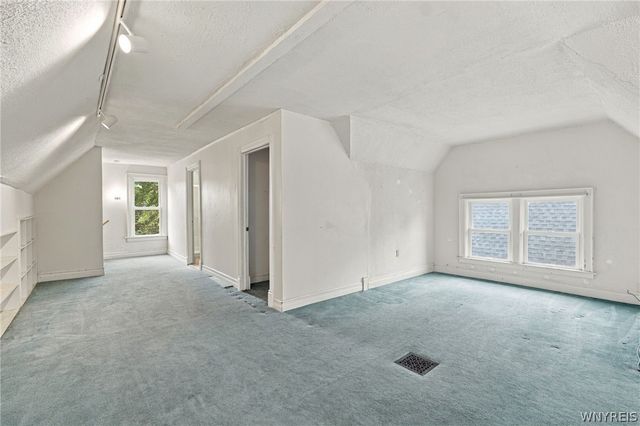 24 Saint James Place, Buffalo, NY 14222